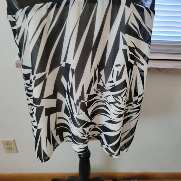 Authentic Icon Shattered Glass Tank Top - Picture 8 of 12